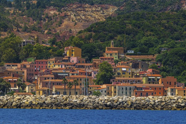 The village of Rio Marina with its pastel-coloured house facades, Elba Island, Tuscan Archipelago National Park, Tuscany, Italy