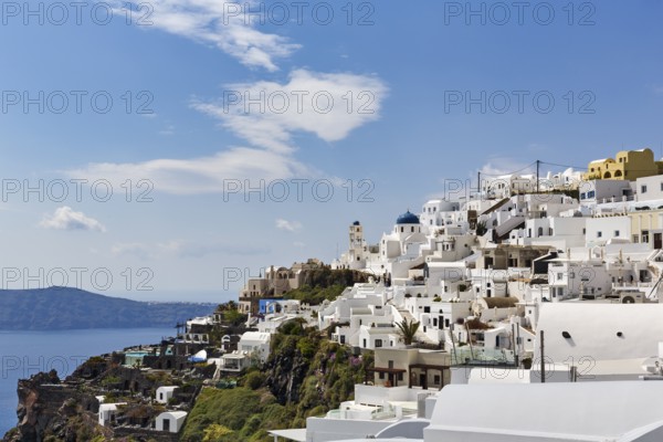 Village view at the edge of the caldera, cliffs, Imerovigli, Thira, Santorini, Cyclades, Greece