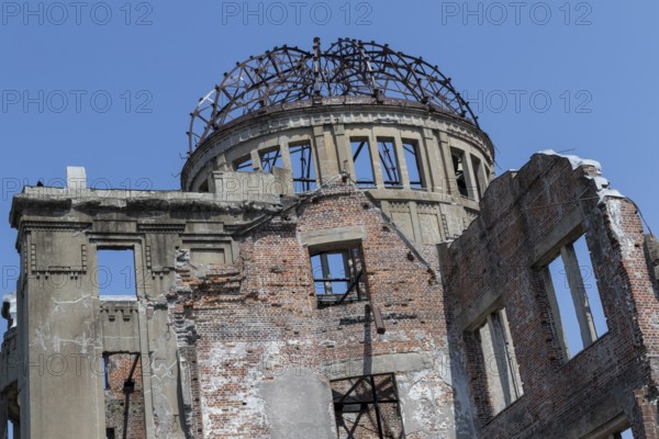 Atomic Bomb Dome, ruins of the former Chamber of Commerce and Industry building, detailed view, landmark, UNESCO World Heritage Site, peace memorial and memorial to the victims of the atomic bombing of Hiroshima in the Peace Park, Naka Ward, Hiroshima, Japan