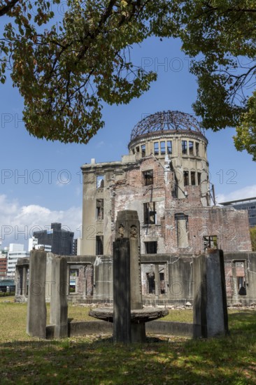 Atomic Bomb Dome, ruins of the former Chamber of Commerce and Industry building, landmark, UNESCO World Heritage Site, peace memorial and memorial to the victims of the atomic bombing of Hiroshima in the Peace Park, Naka Ward, Hiroshima, Japan