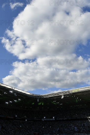 Borussia Park Mönchengladbach, 24.8.2025 Soccer: Bundesliga season 2025/26 1st matchday, Borussia Mönchengladbach (BMG, white) vs Hamburger Sportverein (HSV, blue) _ Clouds over a corner of the stadium