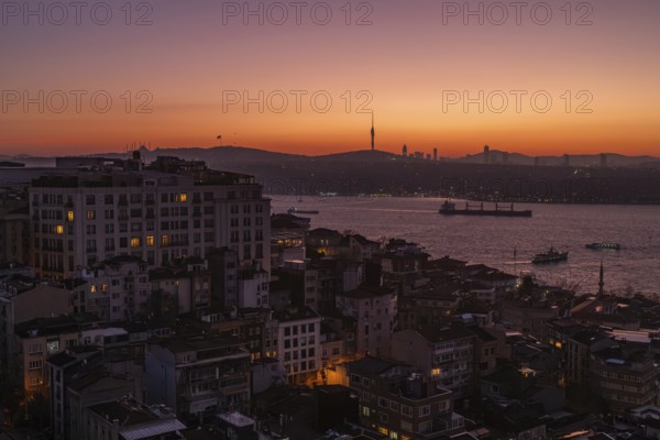 Dawn over the Bosporus. Beyoglu, Istanbul, Turkey