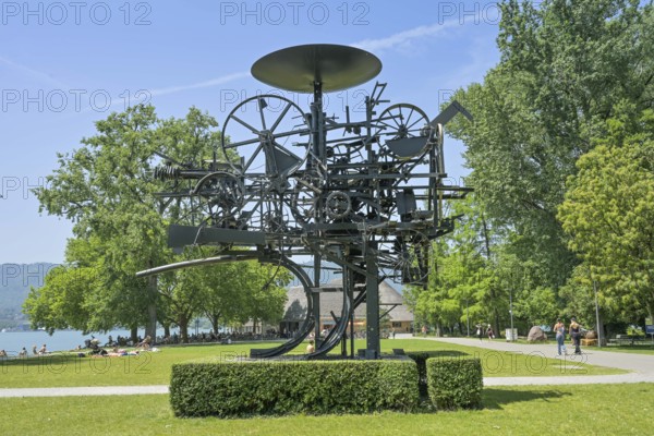 Heureka, kinetic sculpture, artist Jean Tinguely, Zürichhorn, Zurich, Switzerland