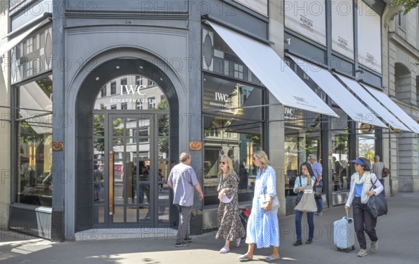 IWC Schaffhausen shop, shopping street, passers-by, Bahnhofstrasse, Zurich, Switzerland
