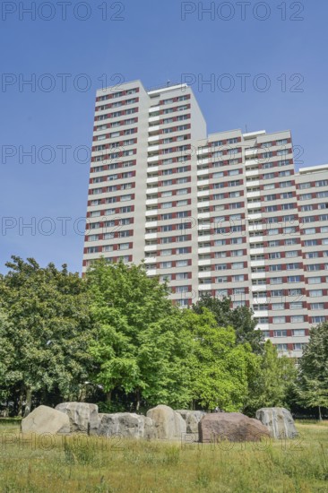 High-rise building, Plattenbau, Platz der Vereinten Nationen 1, Friedrichshain, Berlin, Germany