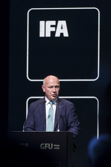 Kai Wegner (Governing Mayor of Berlin, CDU) speaks at the opening gala of the IFA consumer electronics exhibition in the CityCube, Berlin, 04/09/2025