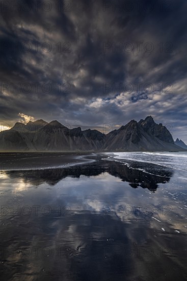 Mountains, mountain range, beach, sea, waves, surf, reflection, clouds, evening light, coast, summer, Vestrahorn, Stokksnes, Höfn, Iceland
