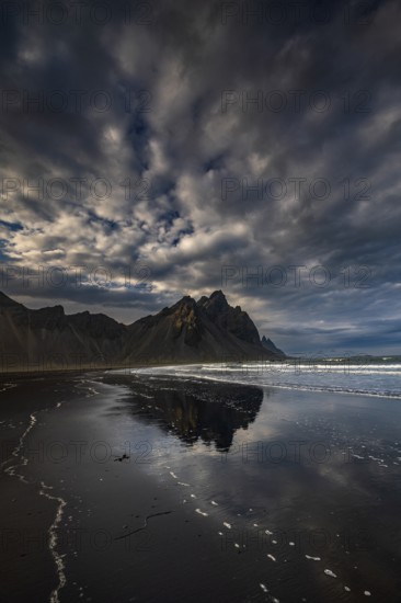 Mountains, mountain range, beach, sea, waves, surf, reflection, clouds, evening light, coast, summer, Vestrahorn, Stokksnes, Höfn, Iceland