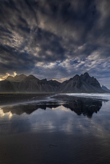 Mountains, mountain range, beach, sea, waves, surf, reflection, clouds, evening light, coast, summer, Vestrahorn, Stokksnes, Höfn, Iceland