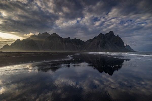 Mountains, mountain range, beach, sea, waves, surf, reflection, clouds, evening light, coast, summer, Vestrahorn, Stokksnes, Höfn, Iceland