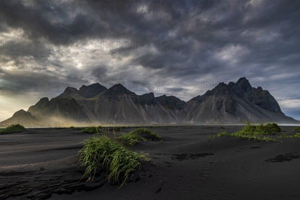 Mountains, mountain range, beach, sea, clouds, evening light, coast, summer, Vestrahorn, Stokksnes, Höfn, Iceland
