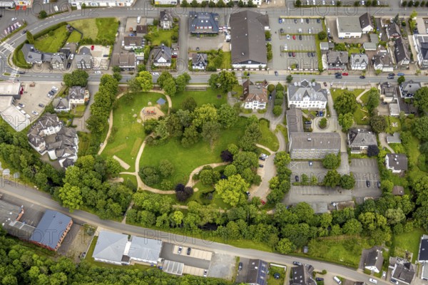 Aerial view, town park, town hall park and town hall town Bad Berleburg, Aldi supermarket Poststraße, Bad Berleburg, Wittgensteiner Land, North Rhine-Westphalia, Germany, Aldi supermarket, architecture, trees, shopping, retail, building, Germania, business, green spaces, infrastructure, aerial view, park, Poststraße, town hall, town hall park, sight, city, cityscape, municipal park, street, supermarket, administration, German city, European city, urban landscape, public places