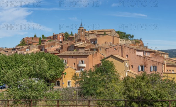 Impression of Roussillon, a commune in the Vaucluse department of the Provence region in southern France