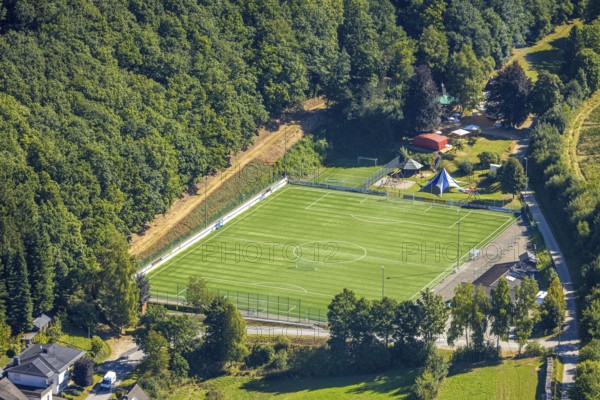 Aerial view, football stadium sports field Vor der Höh, SG Albaum/Heinsberg, sunshades in a meadow, Heinsberg, Kirchhundem, Sauerland, North Rhine-Westphalia, Germany, DE, Europe, football, football field, football stadium, aerial view, aerial photography, aerial photography, sports, sports facility, sports field, overview, bird's-eye view, overview