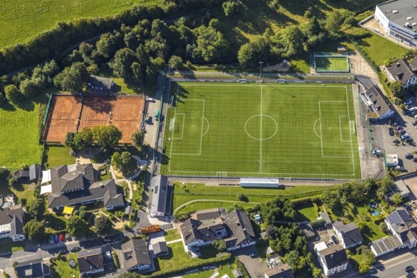 Aerial view, football stadium sports field SSV Elspe 1911 e.V. and tennis court TC Elspe, Elspe, Lennestadt, Sauerland, North Rhine-Westphalia, Germany, DE, Europe, football, football field, football stadium, Kirchhundem, aerial view, aerial photography, aerial photography, sports facility, sports field, tennis, tennis facility, tennis court, tennis courts, tennis club, overview, bird's-eye view, overview