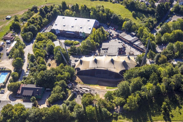 Aerial view, Elspe-Festival-Gelände Karl-May Festspiele mit Naturbühne und Festivalhalle, Elspe, Lennestadt, Sauerland, North Rhine-Westphalia, Germany, DE, Europe, events, Karl-May Festspiele, Kirchhundem, culture, art, aerial photography, aerial photography, overview, events, venue, event location, bird's-eye view, birds-eyes view, cultural use, overview