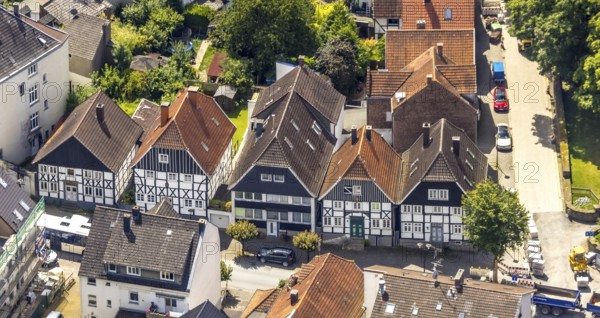Aerial view, housing estate and half-timbered houses at the corner of Mendener Straße and Fresekenplatz, Neheim, Arnsberg, Sauerland, North Rhine-Westphalia, Germany, DE, Europe, aerial view, aerial photography, aerial photography, Ruhr area, overview, bird's-eye view, birds-eyes view, overview