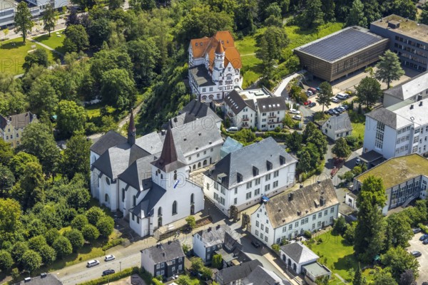 Aerial view, Wedinghausen Monastery and St. Laurentius Catholic Provost Church, villa with spire Senioren-Wohnpark Arnsberg GmbH, Arnsberg, Sauerland, North Rhine-Westphalia, Germany, Wedinghausen Monastery, St. Laurentius Catholic Provost Church, villa, spire, senior citizens' residential home, architecture, religion, church, historical, building, infrastructure, settlement, town, landscape, urban, green spaces, trees, roofs, culture, sightseeing, tourism, monument protection, bird's eye view
