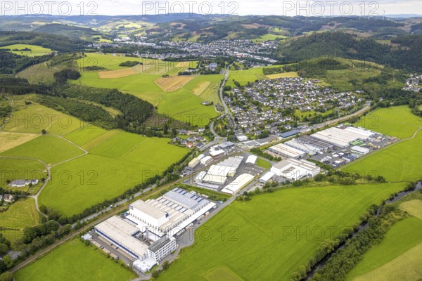 Aerial view, industrial estate Industriestraße and local view Am Stöppelsweg, distant view and forest area with forest damage, Berghausen, Bad Berleburg, Wittgensteiner Land, North Rhine-Westphalia, Germany, Am Stöppelsweg, trees, detailed view, distant view, building, municipality, commercial area, green areas, industry, industrial road, infrastructure, landscape, aerial view, nature, local view, perspective, damaged area, settlement, town planning, streets, structures, environment, urban, forest area, forest damage, wooded, scenic, rural