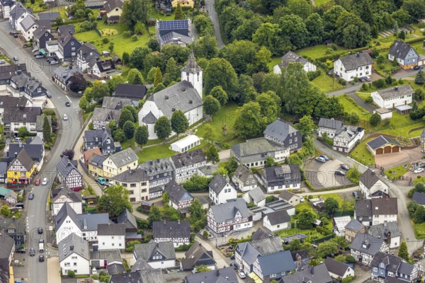 Aerial view, protestant church and half-timbered houses, Feudingen, Bad Laasphe, Wittgensteiner Land, North Rhine-Westphalia, Germany, view from above, architecture, federal state, trees, village, Europe, protestant church, half-timbered houses, building, community, autumn, sky, culture, landscape, aerial perspective, natural landscape, religion, slate roofs, sights, settlement, tourism, tradition, Christian, German province, historical buildings, rural, picturesque, religious building