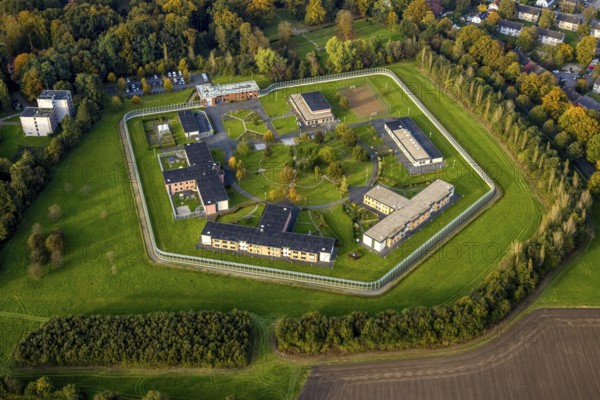 Aerial view, Forensic Psychiatry - LVR Clinic, Houses F1 to F7, Bedburg-Hau, Lower Rhine, North Rhine-Westphalia, Germany, Forensic Psychiatry, LVR Clinic, building, F1, F2, F3, F4, F5, F6, F7, hospital, institution, architecture, terrain, structure, forests, streets, surroundings, health facility, overview, landscape, sky, green spaces, roofs, infrastructure, medicine, care, security, therapy, treatment, clinic, institution, location