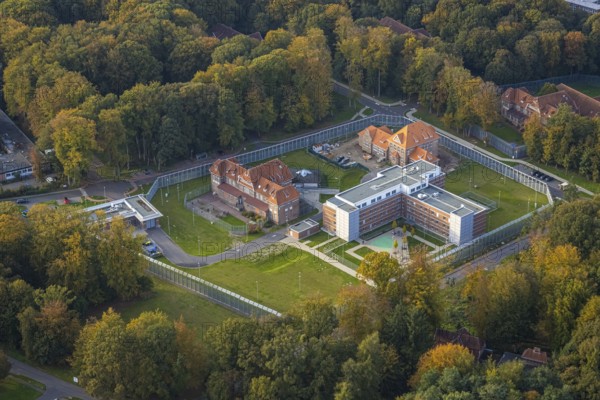 Aerial view, LVR Clinic, new clinic building woman's forensics, Zum Gutshof, Hau, Bedburg-Hau, Lower Rhine, North Rhine-Westphalia, Germany, clinic building, woman's forensics, hospital, architecture, building, roof, environment, institution, medical, facility, landscape, trees, green spaces, infrastructure, health, development, new building, structure, city, village, European, clinical, surveillance, security, modern, perspective, aerial view, exterior view