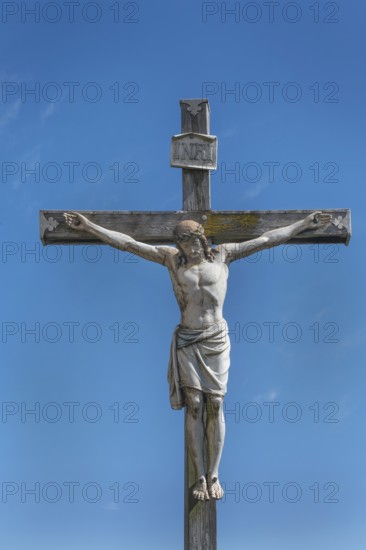 Crucifix at the Roman Catholic parish church of the Assumption of the Virgin Mary in Gebrazhofen, district of the large district town of Leutkirch im Allgäu, district of Ravensburg, Baden-Württemberg, Germany