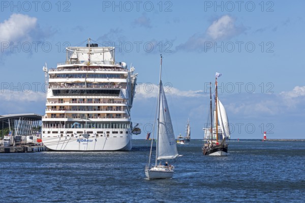 Cruise ship Aida mar in the harbour, sailing boats, Hanse Sail, Unterwarnow, Warnemünde, Rostock, Mecklenburg-Vorpommern, Germany