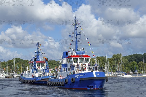 Tugboat, tugboat ballet, Hanse-Sail, harbour, Rostock, Mecklenburg-Western Pomerania, Germany