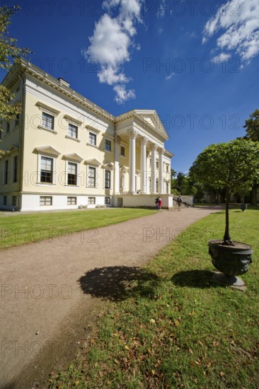 Wörlitz Palace, built 1769-1773, founding building of German Classicism, main façade, Wörlitz Park, Wörlitz Gardens, Garden Kingdom of Dessau-Wörlitz, UNESCO World Heritage Site, Wörlitz, Dessau-Roßlau, Saxony-Anhalt, Germany