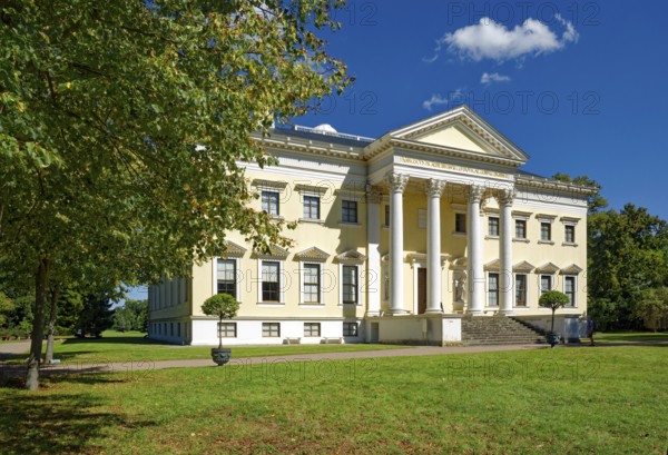 Wörlitz Palace, built 1769-1773, founding building of German Classicism, main façade, Wörlitz Park, Wörlitz Gardens, Garden Kingdom of Dessau-Wörlitz, UNESCO World Heritage Site, Wörlitz, Dessau-Roßlau, Saxony-Anhalt, Germany