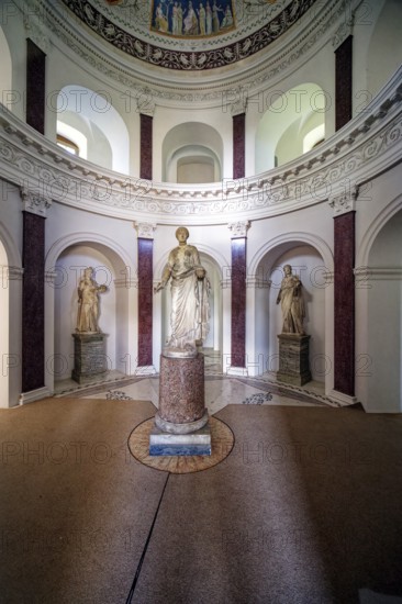 Pantheon designed by Friedrich Wilhelm Freiherr von Erdmannsdorff, interior view, Wörlitz Park, Wörlitz Gardens, Garden Kingdom of Dessau-Wörlitz, UNESCO World Heritage Site, Wörlitz, Dessau-Roßlau, Saxony-Anhalt, Germany