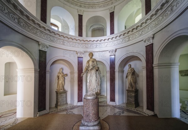Pantheon designed by Friedrich Wilhelm Freiherr von Erdmannsdorff, interior view, Wörlitz Park, Wörlitz Gardens, Garden Kingdom of Dessau-Wörlitz, UNESCO World Heritage Site, Wörlitz, Dessau-Roßlau, Saxony-Anhalt, Germany