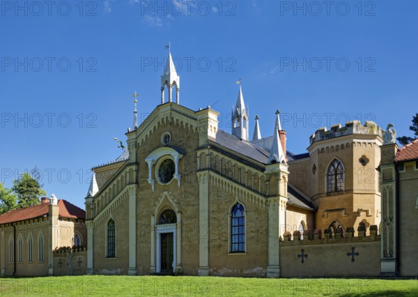 Gothic House, Wörlitz Park, Wörlitz Gardens, Garden Kingdom of Dessau-Wörlitz, UNESCO World Heritage Site, Wörlitz, Dessau-Roßlau, Saxony-Anhalt, Germany