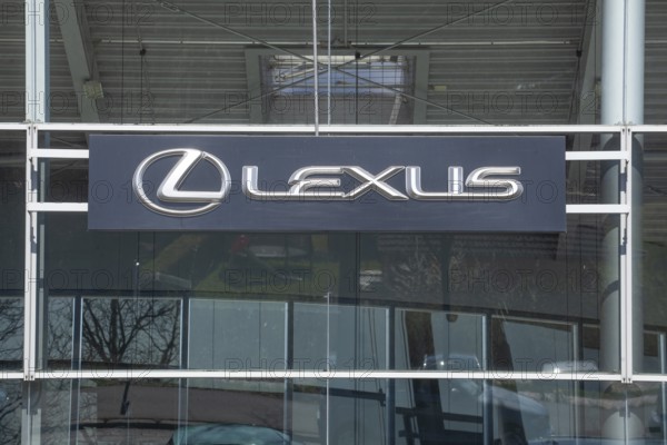 Lexus logo on a car dealership of the Japanese car brand Toyota, Bremen, Germany