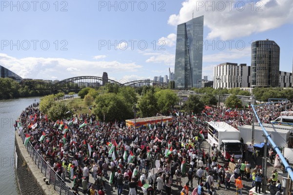 Several thousand people take part in a pro-Palestine demonstration under the slogan United 4 Gaza in Frankfurt am Main on 30 August 2025 in the Hafenpark, near the European Central Bank (ECB) . The rally is accompanied by a massive police presence. On 7 October 2023, the terrorist militia Hamas killed more than 1, 100 people in an attack on Israel. Since Israel's subsequent intervention in the Gaza Strip, there have been repeated pro-Palestinian demonstrations throughout Germany