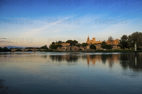 Palace of the Popes, Palais des Papes, sunset, Avignon, Provence, France