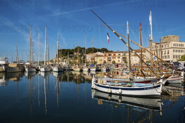 Sanary-sur-Mer, Var, French Riviera, Provence-Alpes-Cote d'Azur, Cote d Azur, France