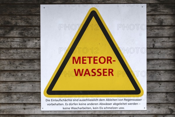 Signpost Meteorwasser, Düdingen, Switzerland