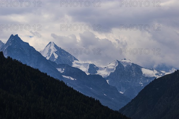 The Besso mountains with twin peaks and the Obergabelhorn, view from Ayer, Val d'Anniviers, Valais Alps, Canton Valais, Switzerland