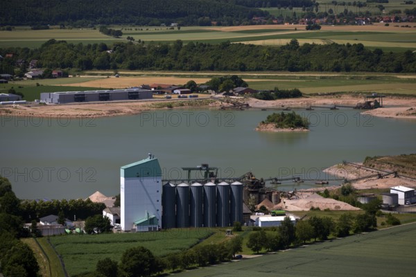 Elevated view of the Ernst Müller GmbH & Co KG gravel works from Eckberg, Bodenwerder, Weserbergland, Lower Saxony, Germany