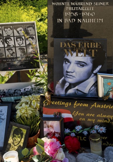 Elvis Stele on Elvis Presley Square, memorial to Elvis Presley with messages from his fans from all over the world, Bad Nauheim, Hesse, Germany