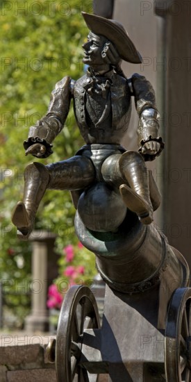 Munchausen figure, The Ride on the Cannonball, Munchausen Fountain by Bonifatius Stirnberg in Bodenwerder, Weserbergland, Lower Saxony, Germany