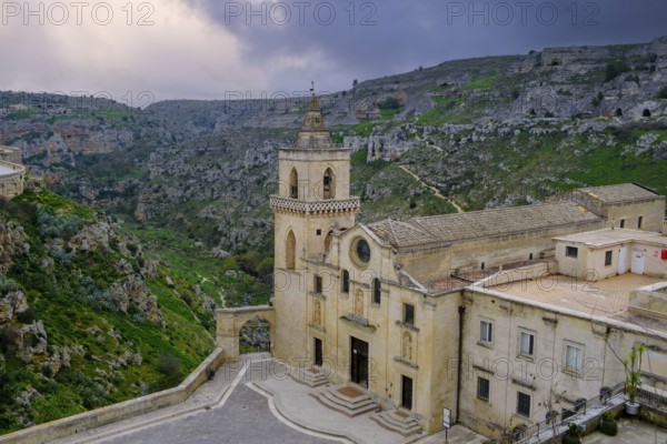 Church of San Pietro Caveoso, cave settlement, cave dwellings, houses, Sassi, Matera, Unesco World Heritage Site, Basilicata, Italy