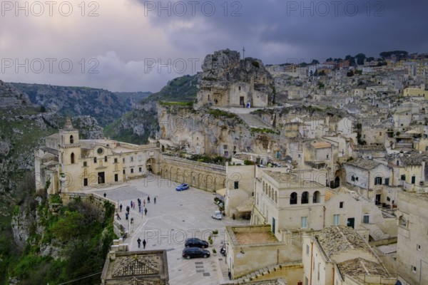 Church of San Pietro Caveoso and Church of Santa Maria di Idris, cave settlement, cave dwellings, houses, Sassi, Matera, Unesco World Heritage Site, Basilicata, Italy
