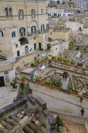 Cave settlement, cave dwellings, houses, Sassi, Matera, Unesco World Heritage Site, Basilicata, Italy