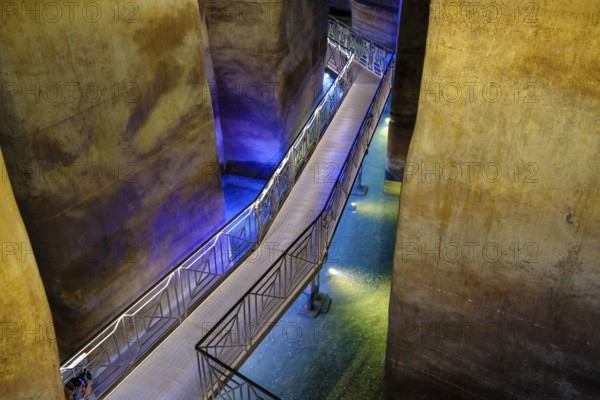 Palombaro lungo cistern, cave settlement, cave dwellings, houses, Sassi, Matera, Unesco World Heritage Site, Basilicata, Italy