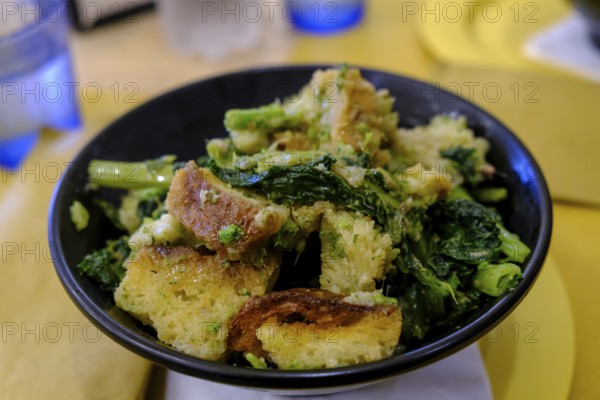 Salad, friselle with wild broccoli, food, Apulian speciality, Ridola Caffè, cave settlement, cave dwellings, houses, Sassi, Matera, Unesco World Heritage Site, Basilicata, Italy