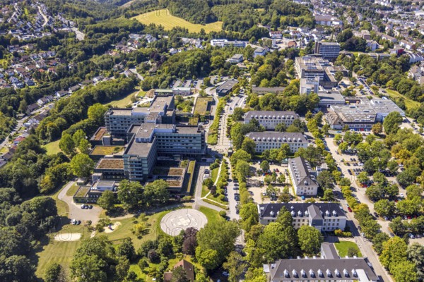 Aerial view, Klinikum Lüdenscheid Märkische Kliniken und Sportklinik Hellersen, Piepersloh, Lüdenscheid, Sauerland, North Rhine-Westphalia, Germany, DE, Europe, healthcare, hospital, clinic, clinic centre, hospital, aerial photograph, aerial photography, aerial photography, medical facility, medical aid, Märkischer Kreis, overview, bird's-eye view, bird's-eye view, overview, medical care