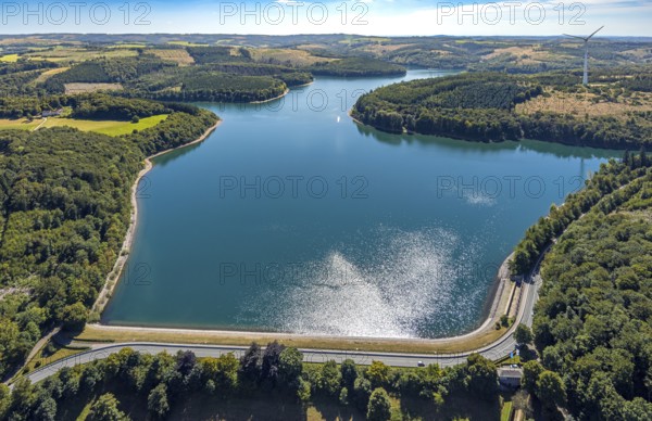 Aerial view, Verse dam with dam, forest area with forest damage, Piepersloh, Lüdenscheid, Sauerland, North Rhine-Westphalia, Germany, tree mortality, DE, Europe, clear-cutting, calamity areas, aerial view, aerial photography, aerial photography, Märkischer Kreis, lake, dam wall, dam, overview, bird's-eye view, forest, forest area, forest damage, forest mortality, birds-eyes view, overview